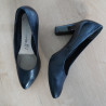 Schwarze Business Pumps